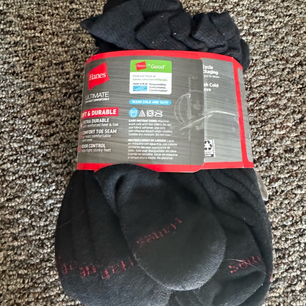 Hanes Ultimate Black Crew Socks